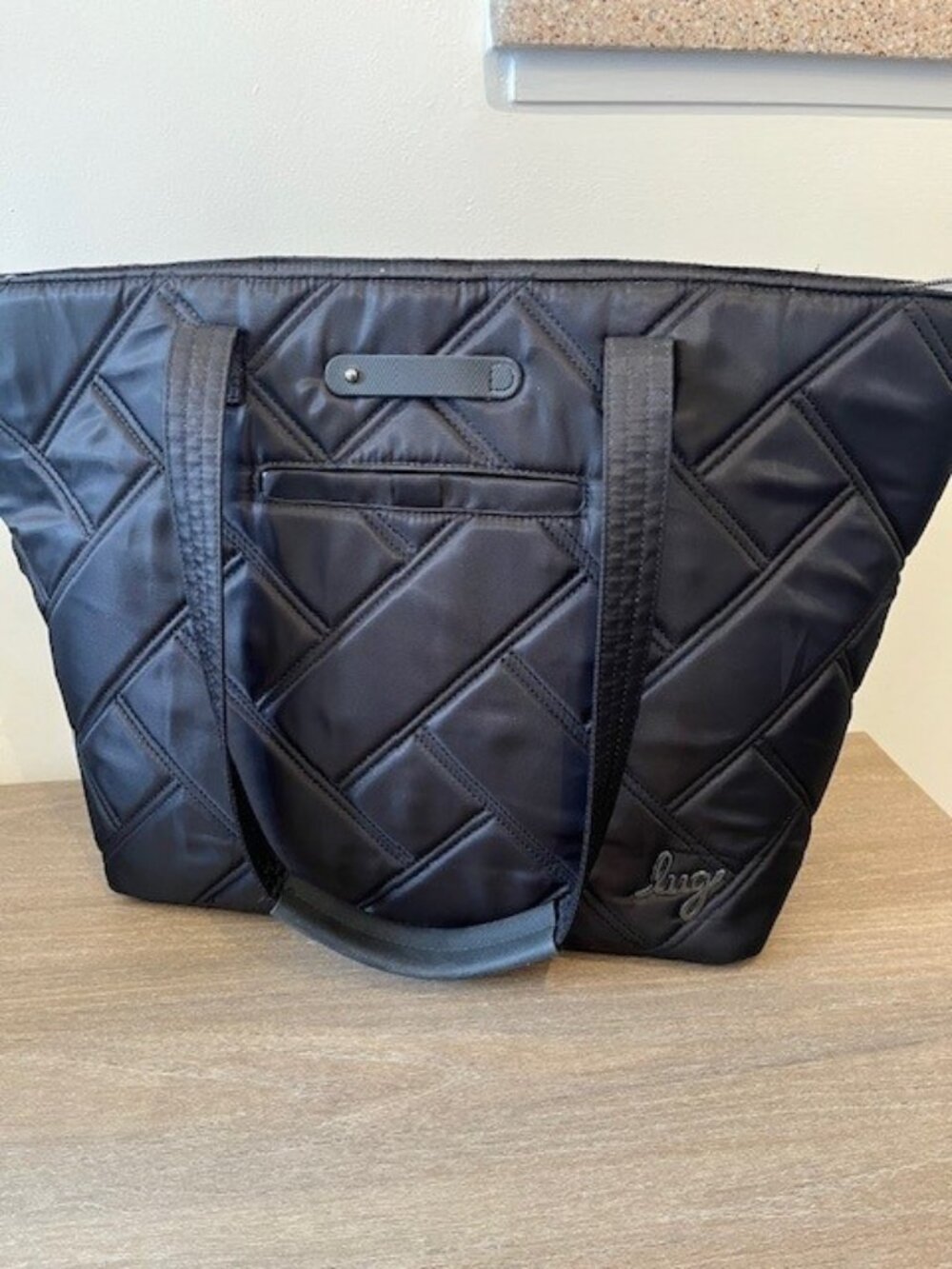 Lug Medium Skyliner Tote